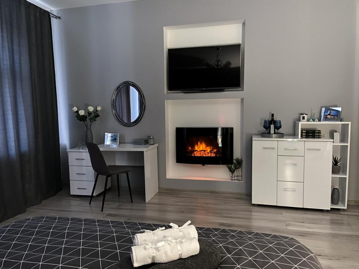 Studio 5 Braşov Esterno foto