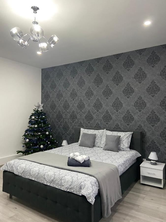 Studio 5 Braşov Esterno foto